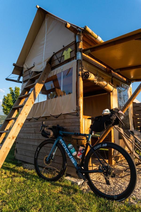 Les De La Viarhona - Tentes Campsite